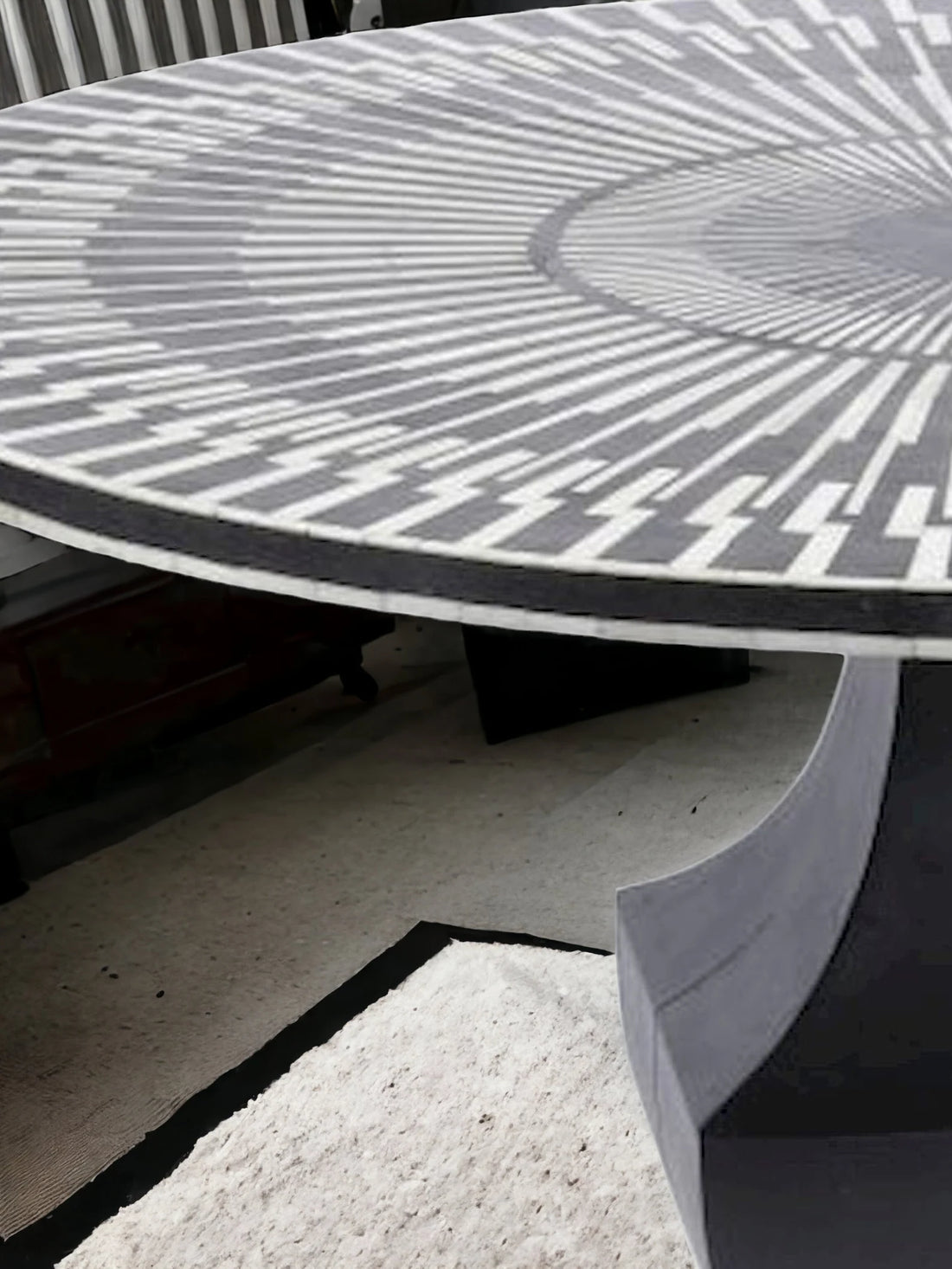 Handmade Bone Inlay Floral Design Dining Table, Bone Inlay Floral Round Dining, Bone Inlay Furniture, Bone Inlay Wooden Modern Dining Table