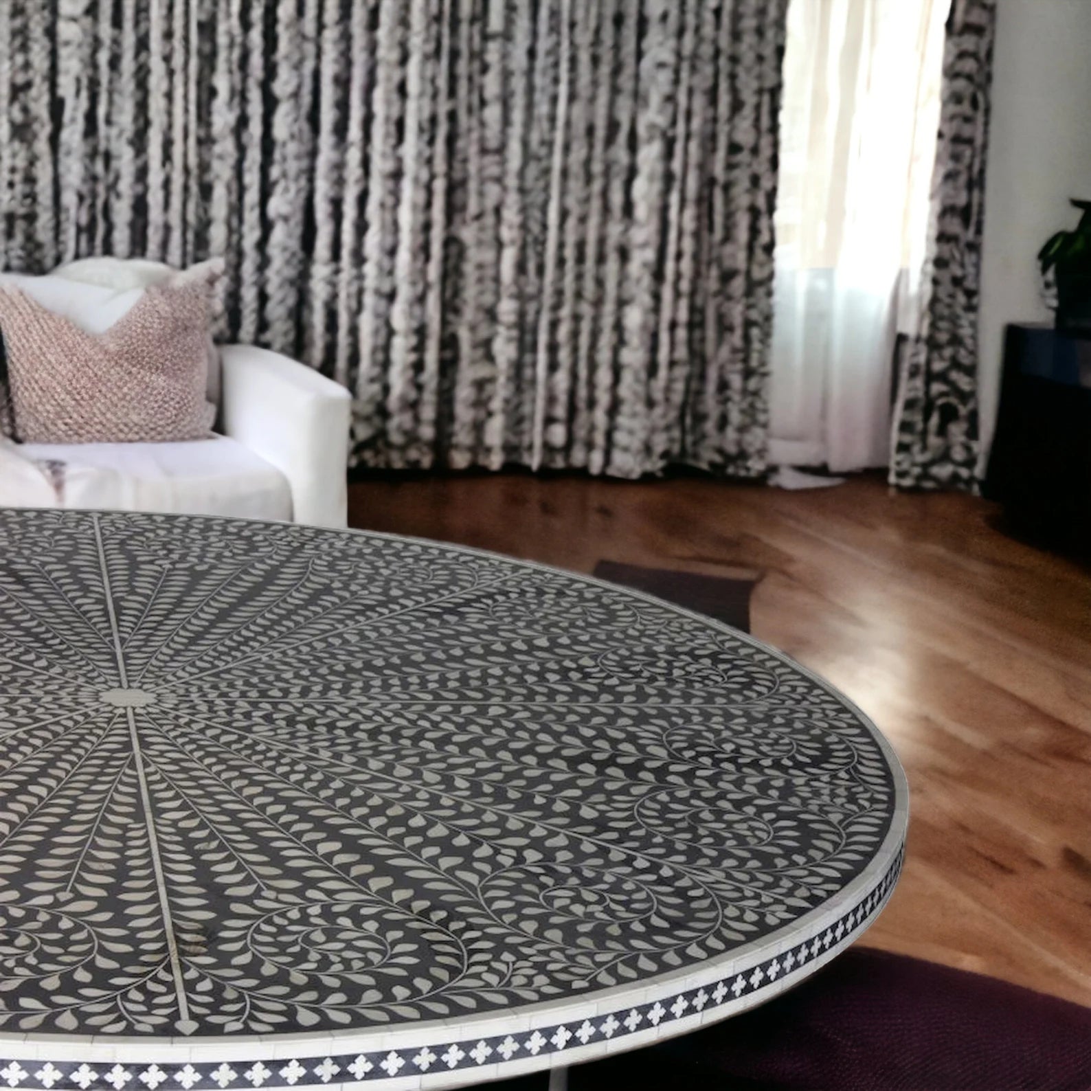 Handmade Bone Inlay Floral Design Dining Table, Bone Inlay Floral Round Dining, Bone Inlay Furniture, Bone Inlay Wooden Modern Dining Table