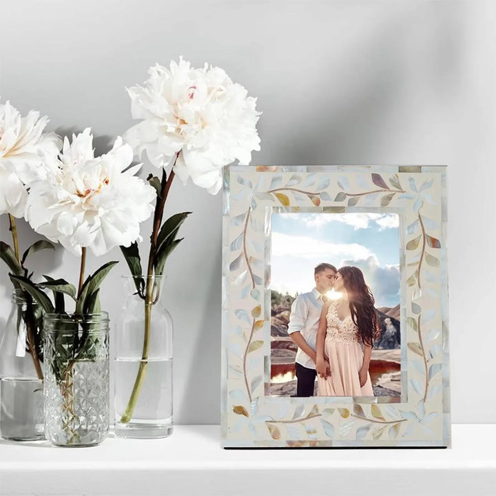 Beautiful Handmade Mother of Pearl Floral Pattern Photo Frame