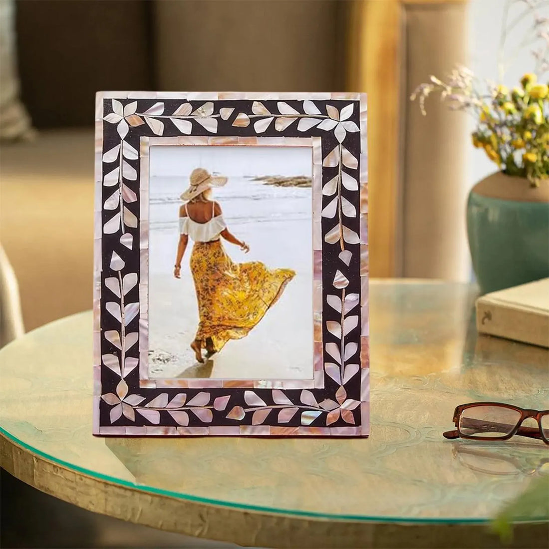 Beautiful Handmade Mother of Pearl Floral Pattern Photo Frame- Available in 20 Stunning Colors