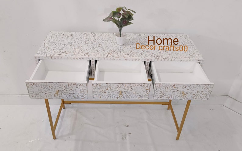 Indian handmade mother of pearl Inlay Console Table, 3 Drawer Floral Design console